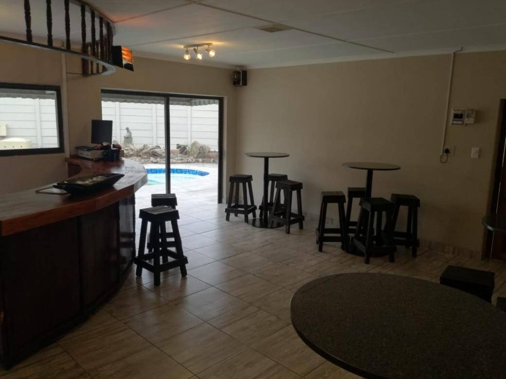 Skylight Lodge Harrismith Esterno foto